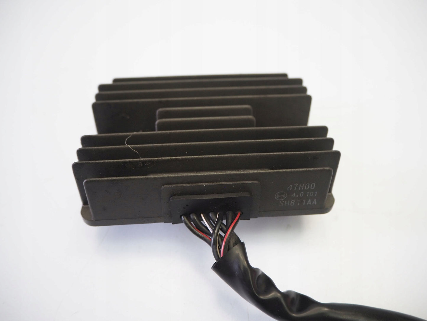 SUZUKI DL 650 V-STROM 12-16 Spannungsregler Gleichrichter Rectifier Voltage Regulator 9