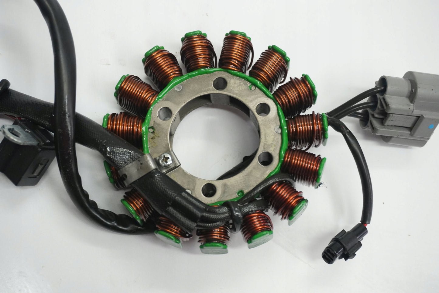 APRILIA TUONO V4 1000 11-16 Lichtmaschine Stator Generator Lima Alternator 6