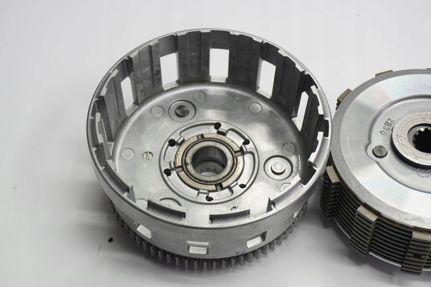 APRILIA TUONO V4 1000 11-16 Kupplung Kupplungskorb Clutch 4
