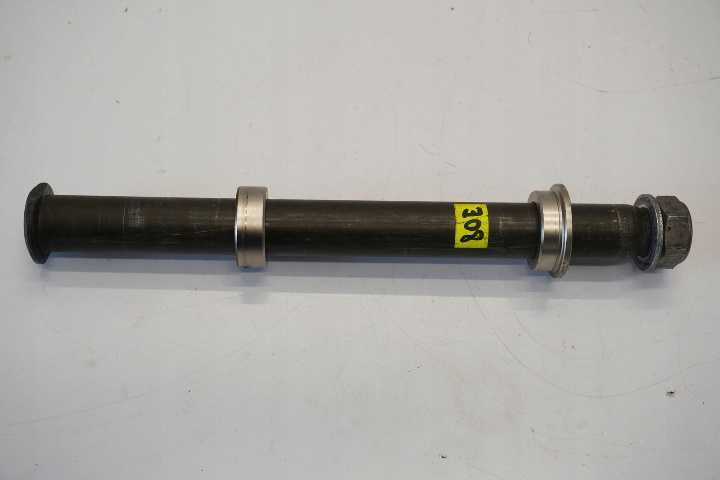 YAMAHA YZF-R6 RJ11 06-07 Hinterachse Achse hinten Radachse rear axle 4