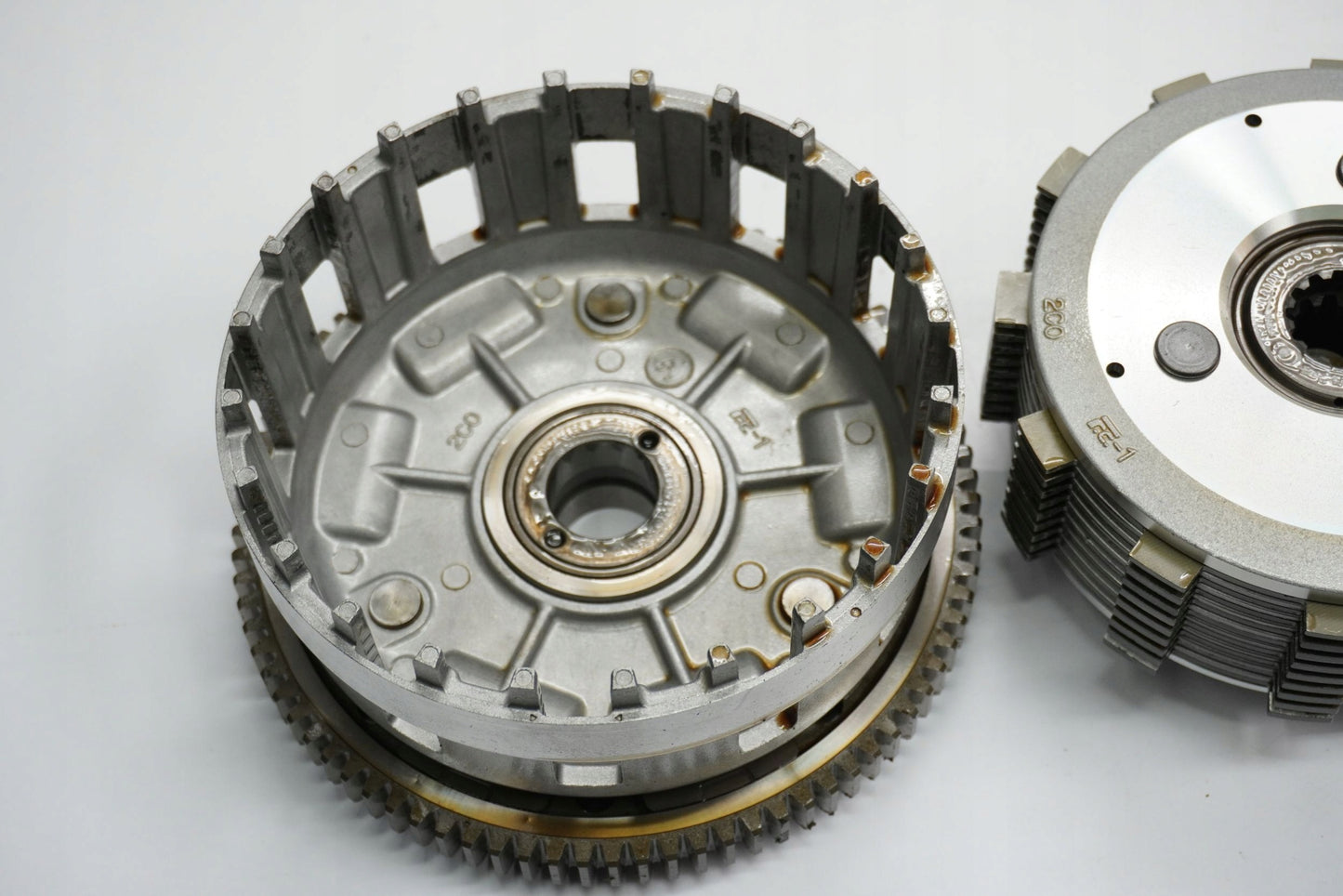 YAMAHA YZF-R6 RJ11 06-07 Kupplung Kupplungskorb Clutch 10