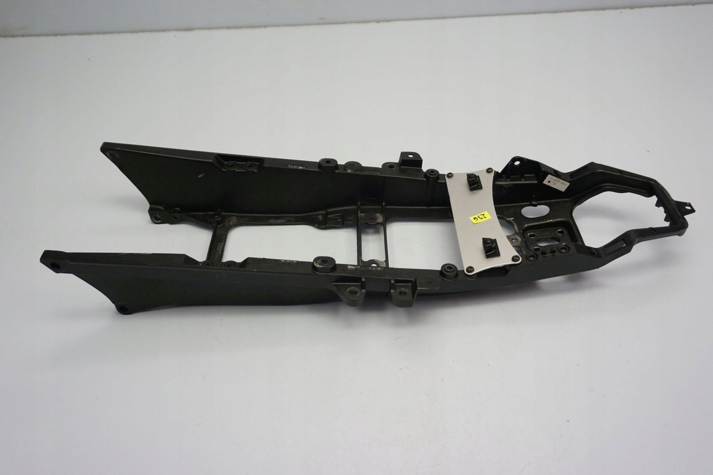 YAMAHA YZF-R6 RJ11 06-07 Heckrahmen Rahmen hinten rear frame 10
