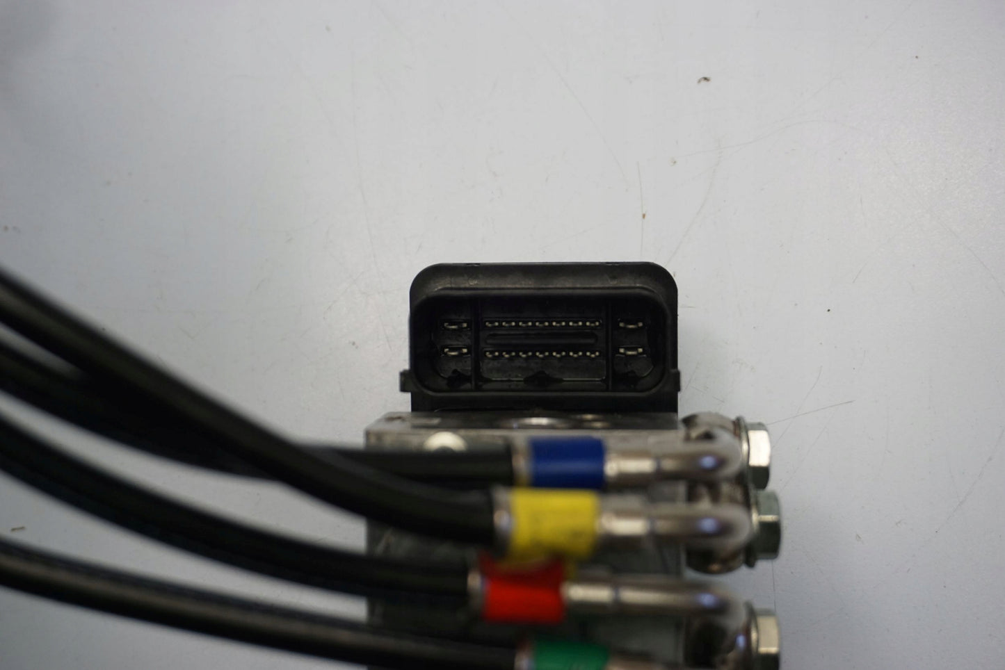 APRILIA TUONO V4 1100 FACTORY 19- ABS Pumpe Druckmodulator 8