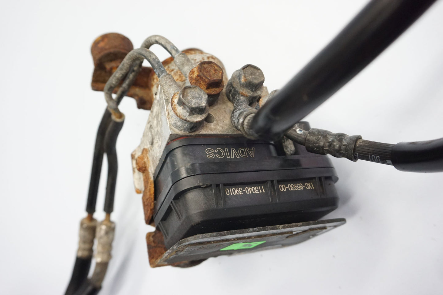 YAMAHA XV 950 BOLT 14-20 ABS Pumpe Druckmodulator 9