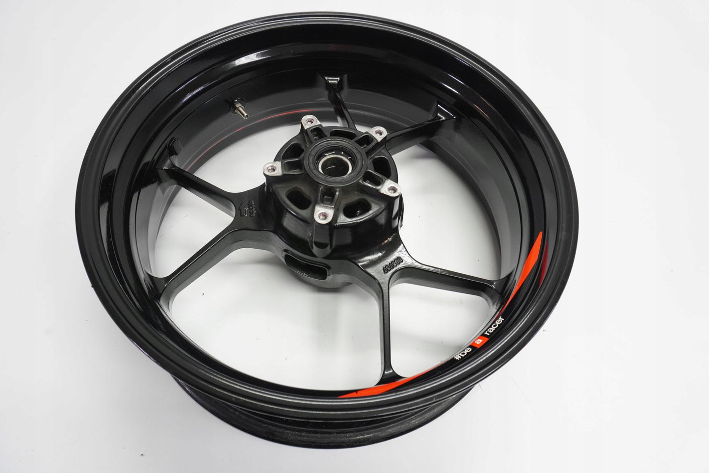 APRILIA SHIVER 900 17- Felge hinten Wheel Hinterrad 3