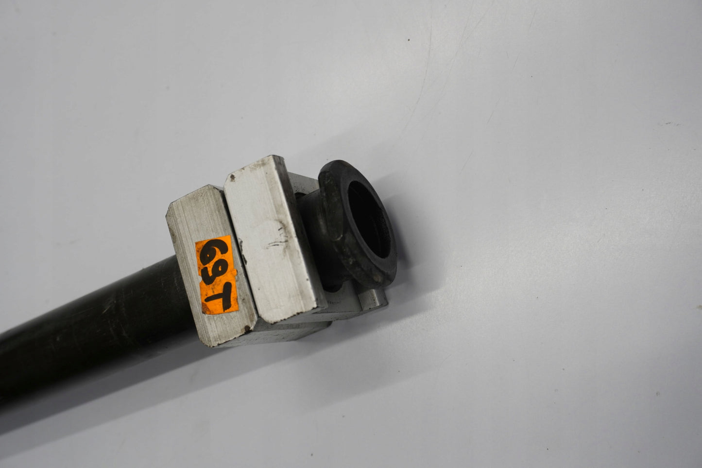 YAMAHA YZF-R6 RJ05 RJ09 03-05 Hinterachse Achse hinten Radachse rear axle 5