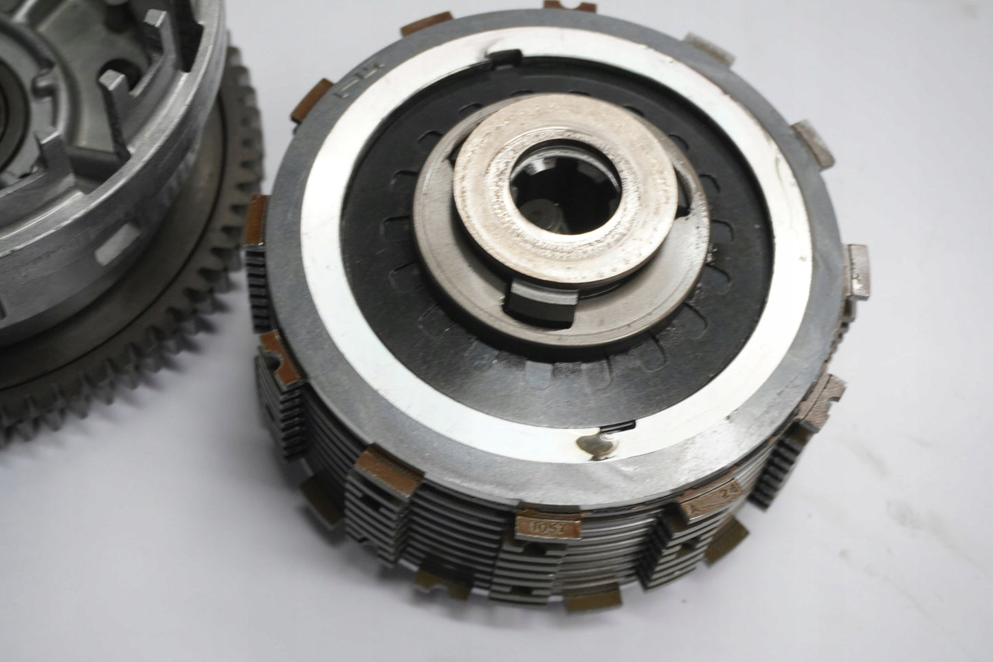 SUZUKI GSX-R 1000 K7-K8 Kupplung Kupplungskorb Clutch 9