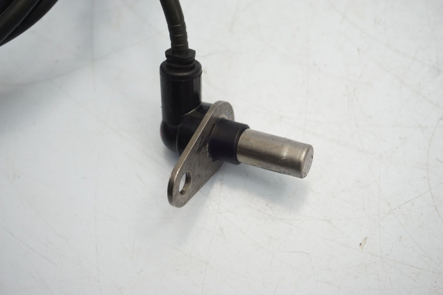 YAMAHA V-MAX 1700 09-20 ABS Sensor hinten 6