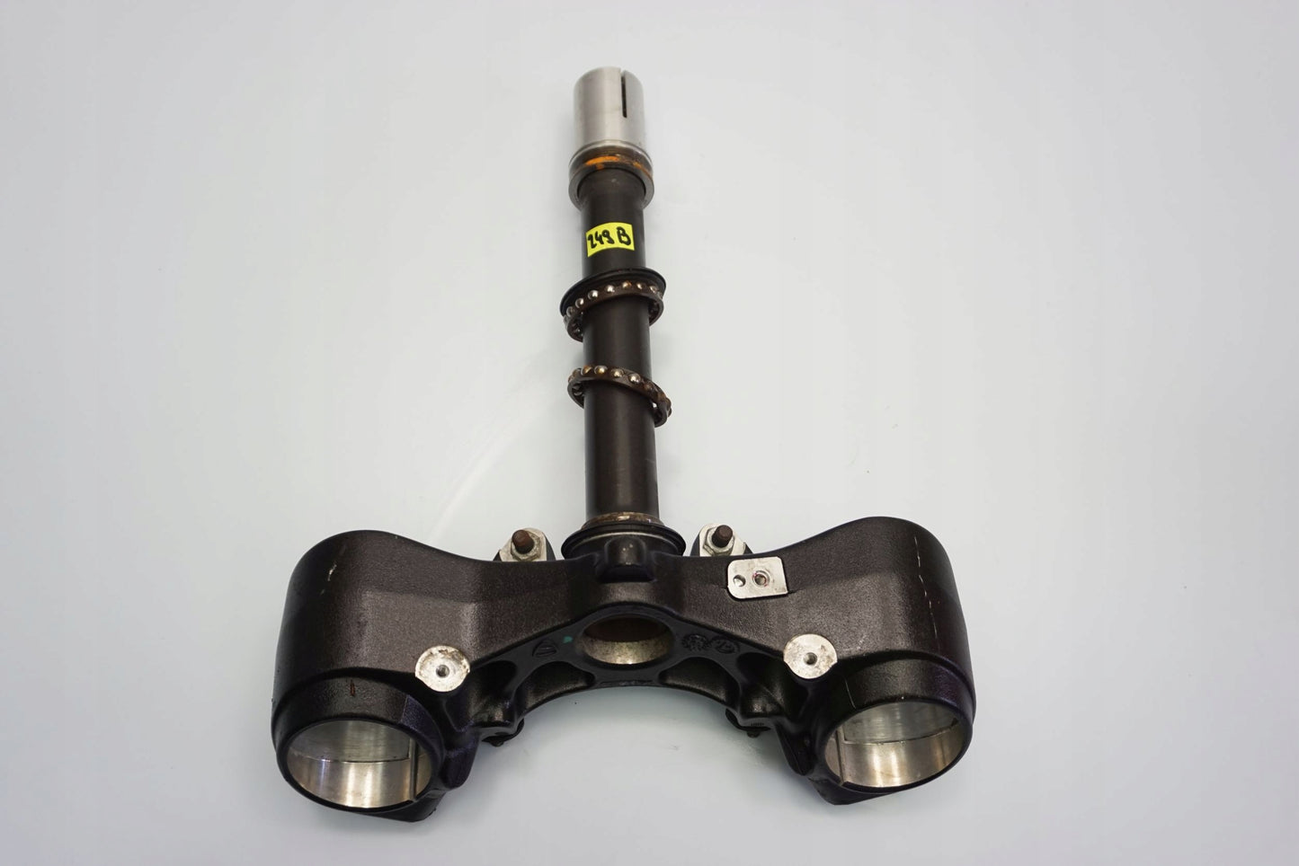 DUCATI DIAVEL 1200 untere Gabelbrücke Triple Clamp unten 9