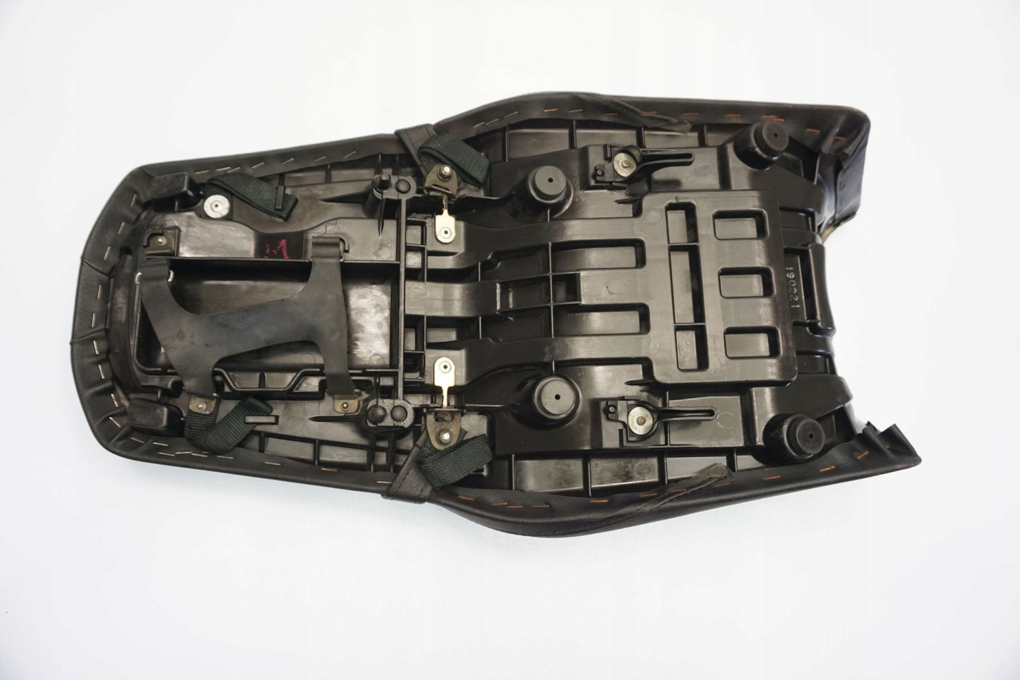 YAMAHA MT-01 1700 05-12 Sitzbank Fahrer Sozius Sitz seat 10