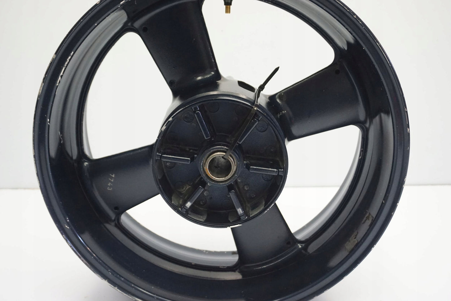 YAMAHA MT-01 1700 05-12 Felge hinten Wheel Hinterrad 12