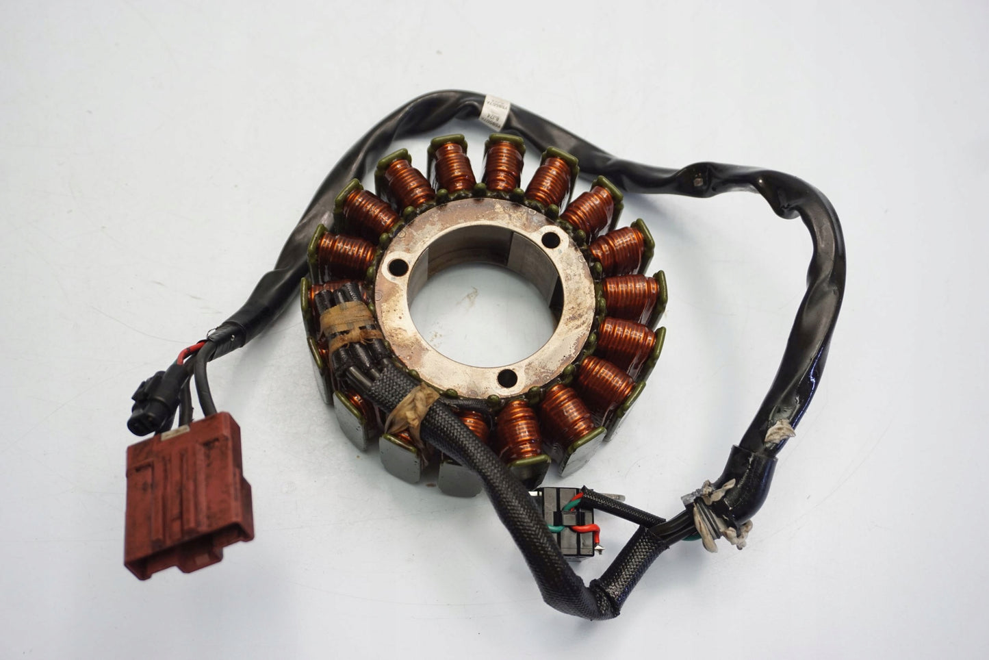 TRIUMPH BONNEVILLE STREET TWIN 900 Lichtmaschine Stator Generator Lima Alternator 7