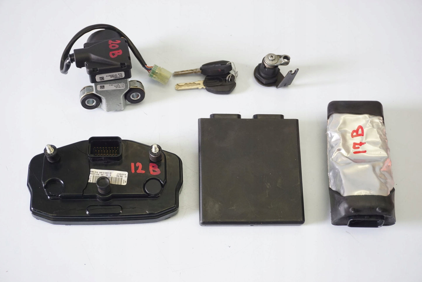 DUCATI 1199 PANIGALE 12-15 Schlosssatz Zündschloss Lock Set 16