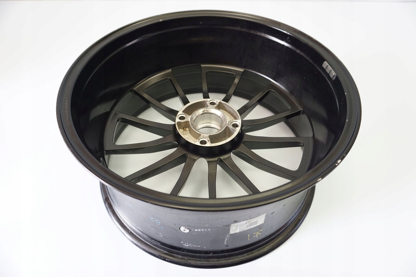 DUCATI DIAVEL 1200 Felge hinten Wheel Hinterrad 10