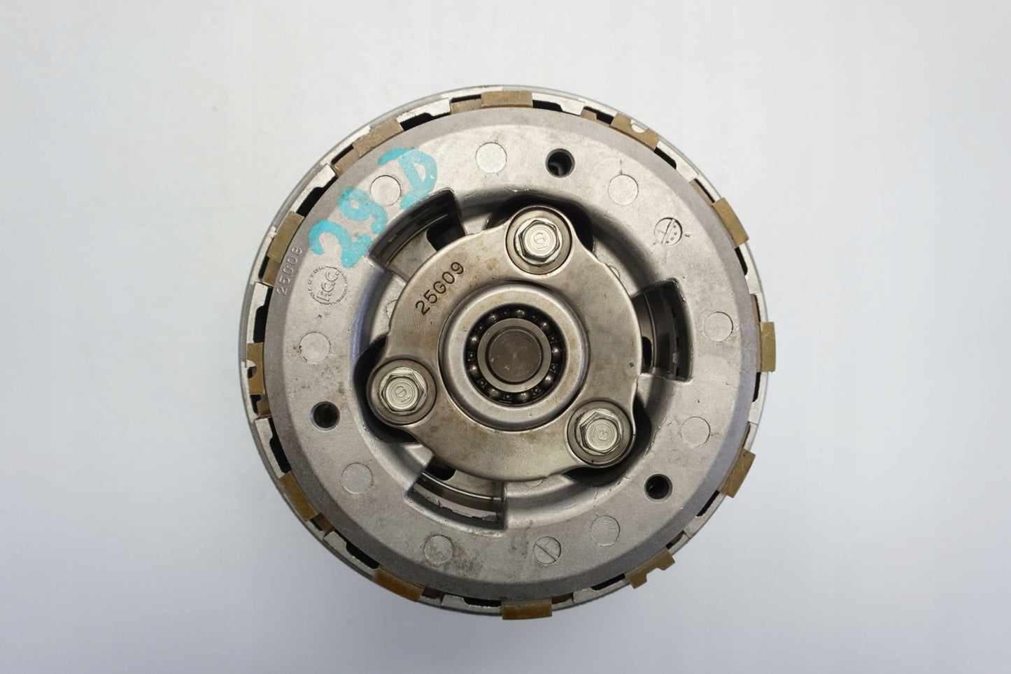 DUCATI MULTISTRADA 1200 S 10-15 Kupplung Kupplungskorb Clutch 9