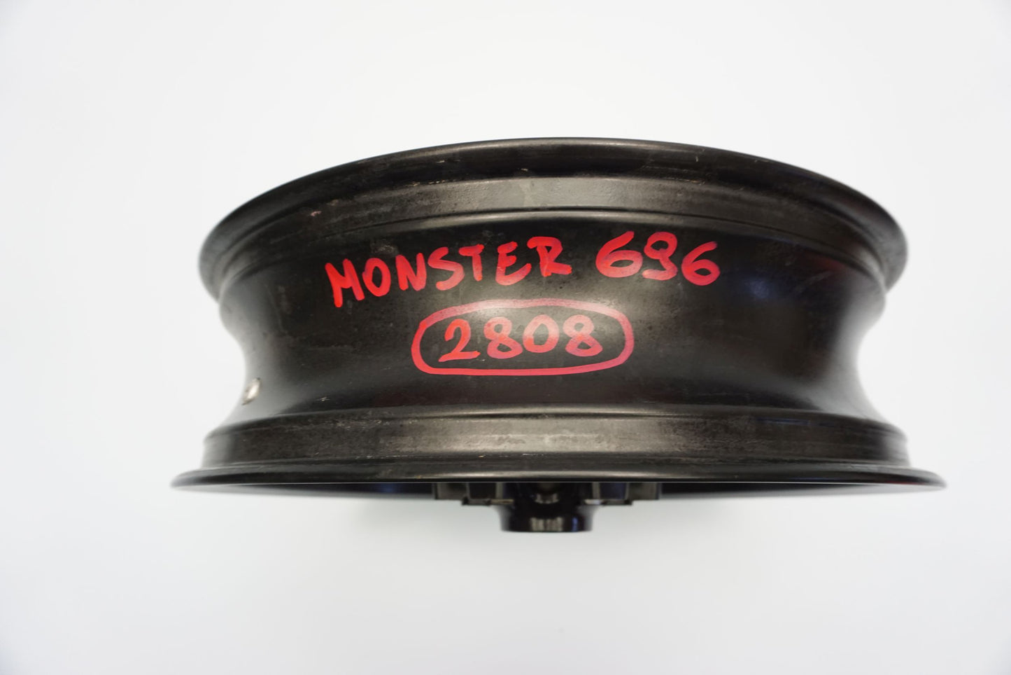 DUCATI MONSTER 696 08-14 Felge hinten Wheel Hinterrad 6