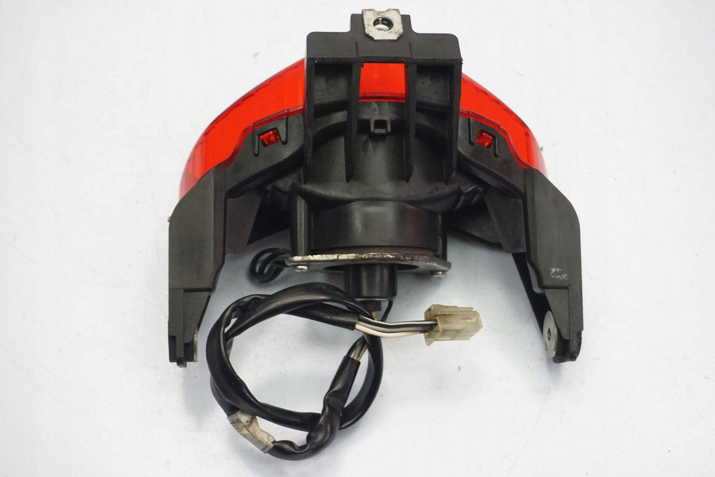 SUZUKI SFV 650 GLADIUS 09-16 Rücklicht 9