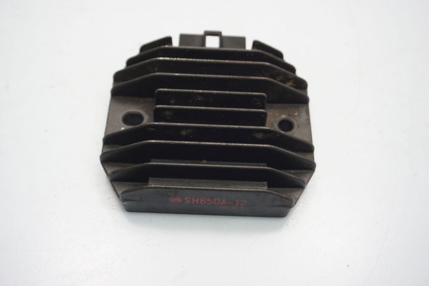 HONDA XL 125 V VARADERO 01-06 Spannungsregler Gleichrichter Rectifier Voltage Regulator 7