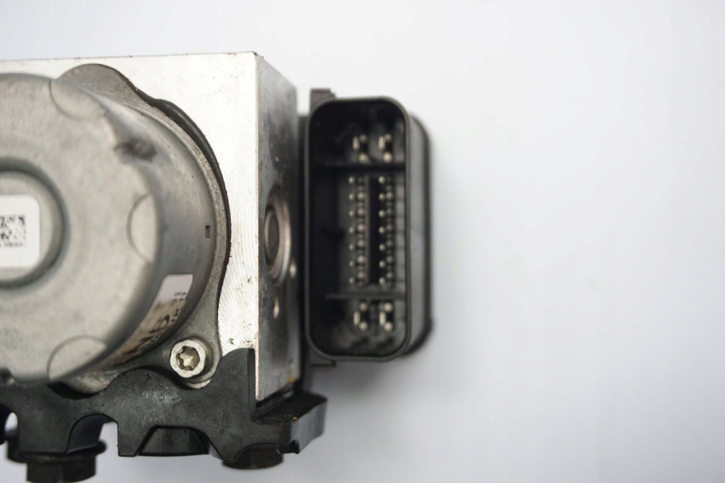 TRIUMPH SPEED TRIPLE 1050 RS ABS Pumpe Druckmodulator 6