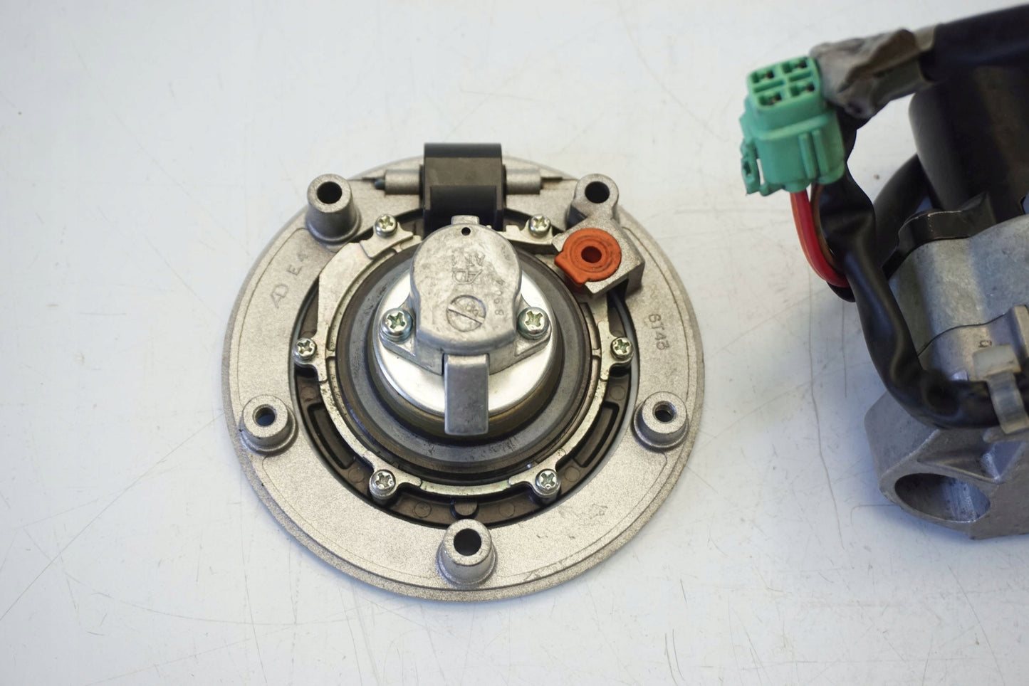 SUZUKI GSX-R 1300 HAYABUSA 08-16 Schlosssatz Zündschloss Lock Set 11