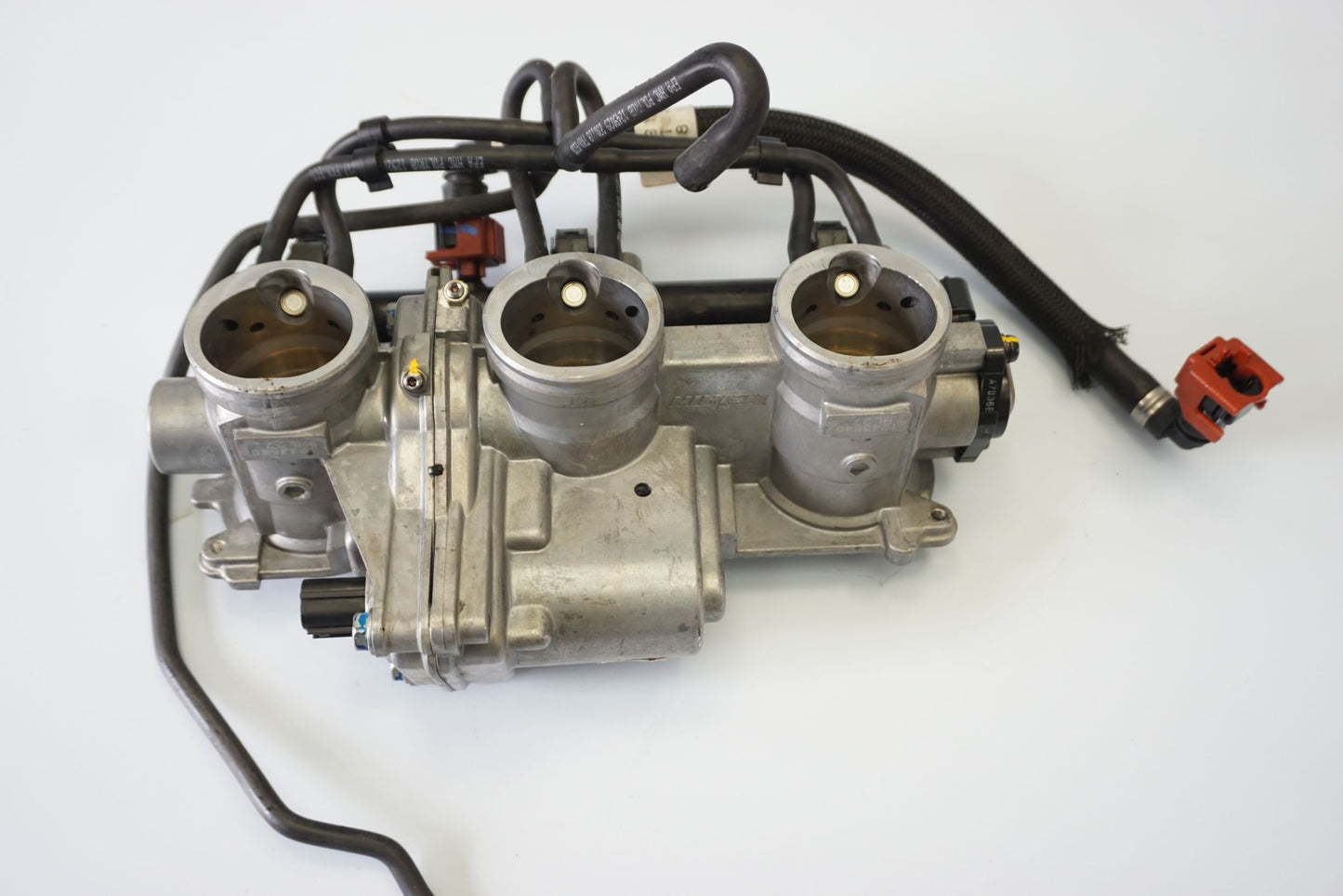 TRIUMPH SPEED TRIPLE 1050 RS 18-20 Einspritzanlage Drosselklappen Injection 8