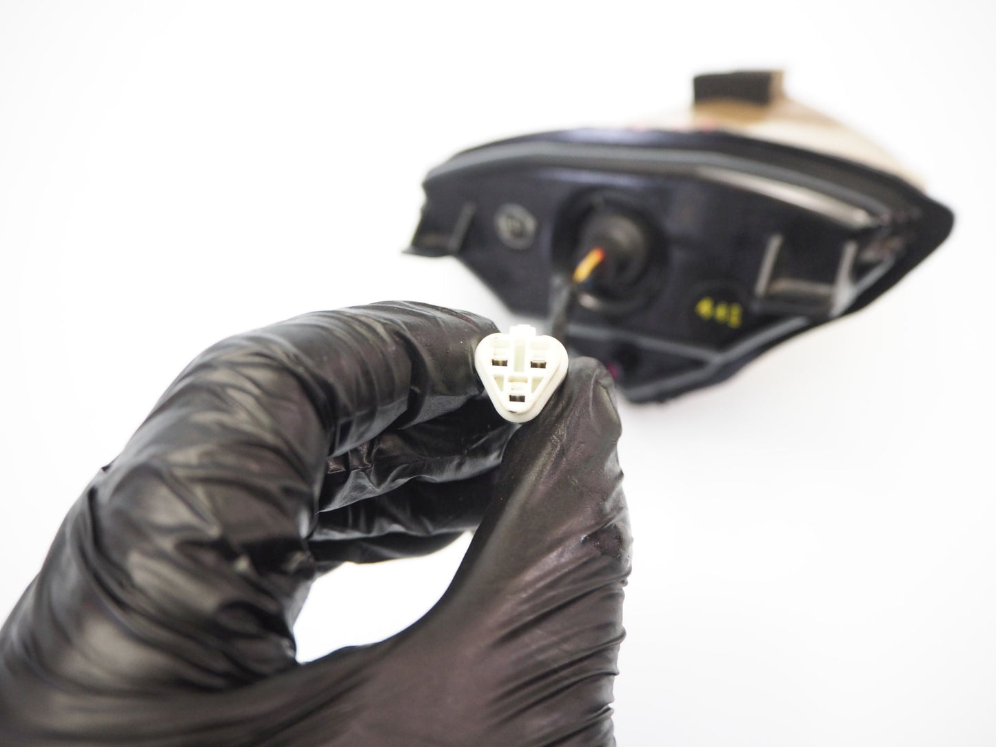 YAMAHA YZF-R1 RN12 04-06 Rücklicht 6