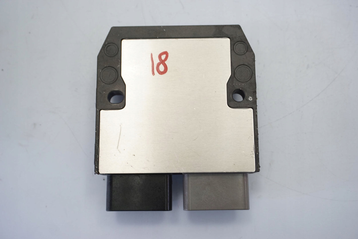 SUZUKI GSX-R 1300 HAYABUSA 21- Spannungsregler Gleichrichter Rectifier Voltage Regulator 6