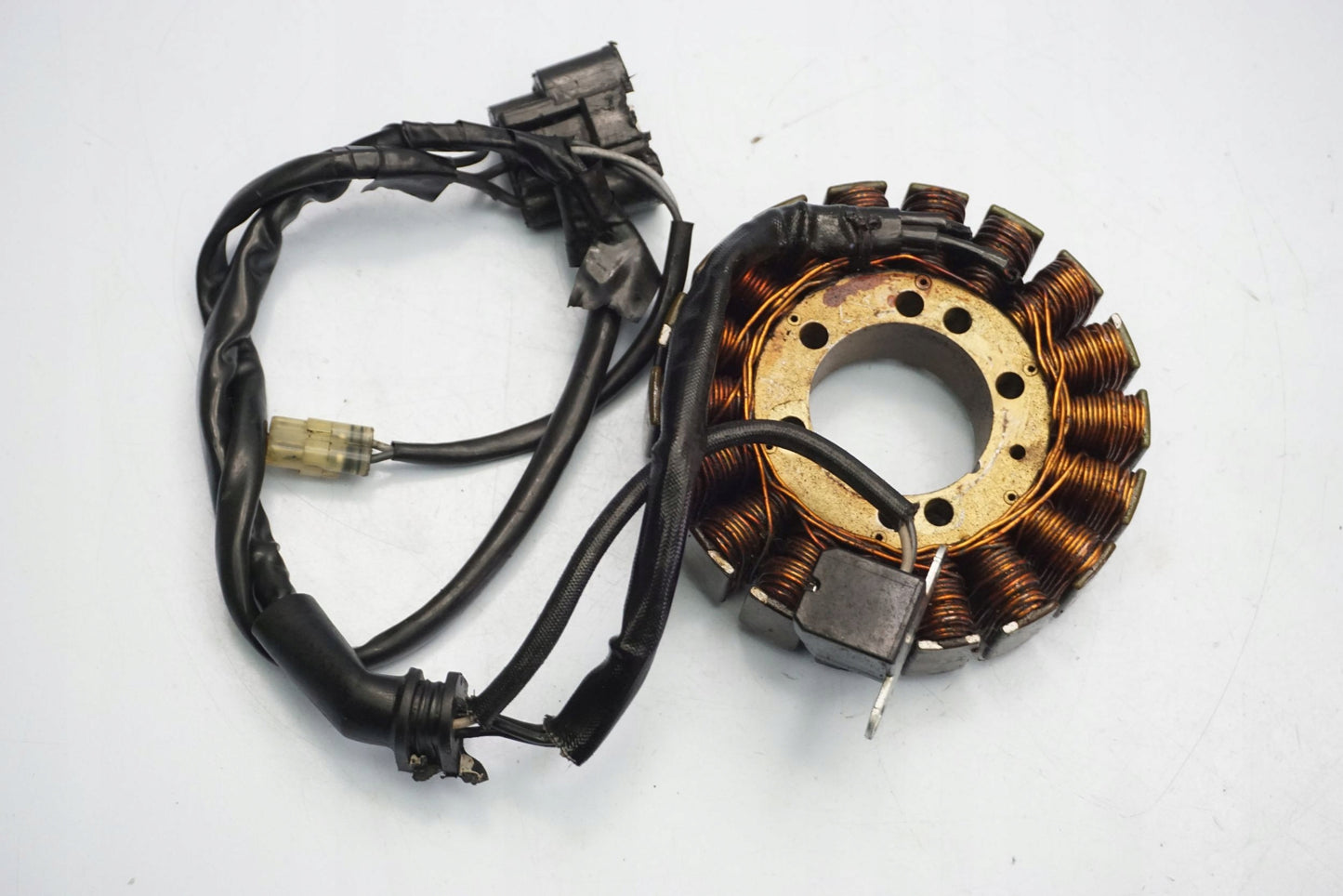 TRIUMPH STREET TRIPLE 675 13-17 Lichtmaschine Stator Generator Lima Alternator 9