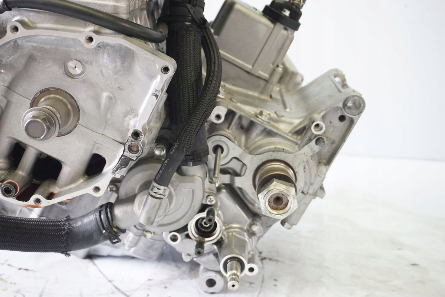 SUZUKI GSX-R 1300 HAYABUSA 21- Motor Motorblock Engine 3