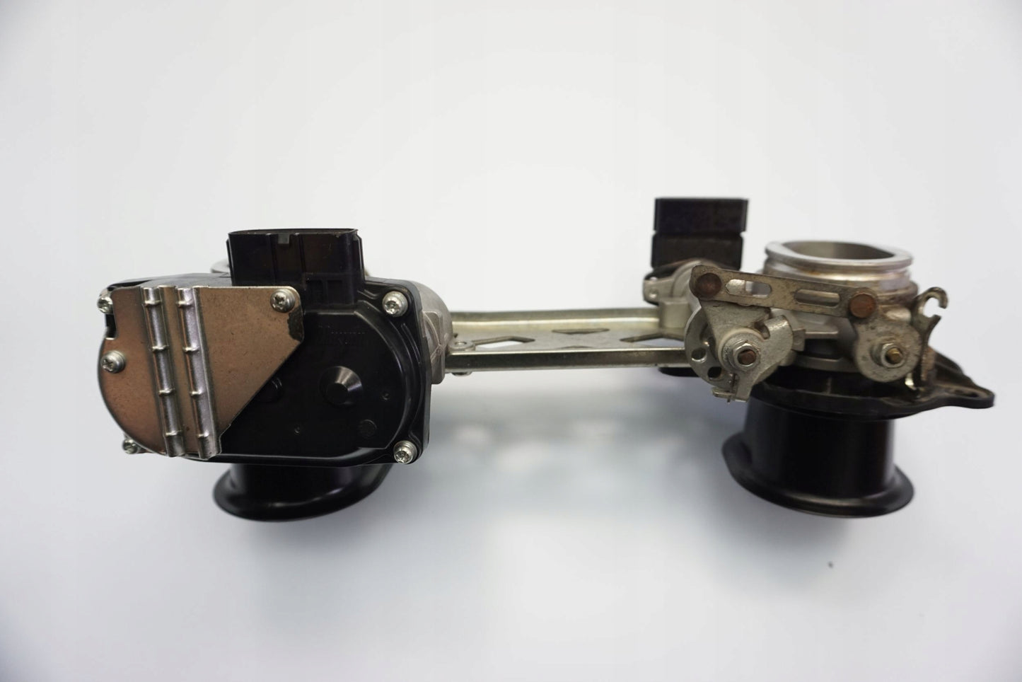 DUCATI DIAVEL 1200 Einspritzanlage Drosselklappe Injection 8