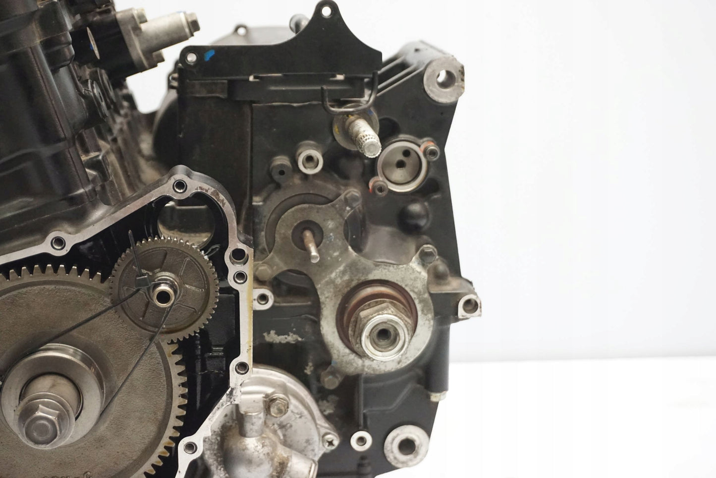 SUZUKI GSX 1250 FA 10-16 Motor Motorblock Engine 10