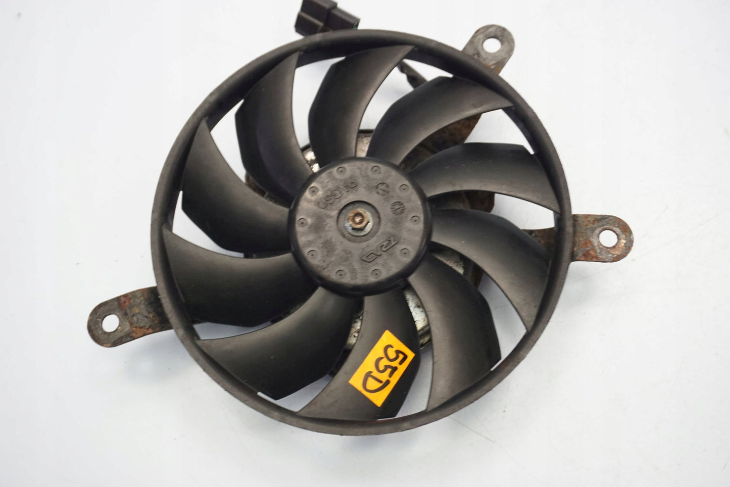 TRIUMPH TIGER 800 10-14 Lüfter Ventilator Kühlerlüfter 6