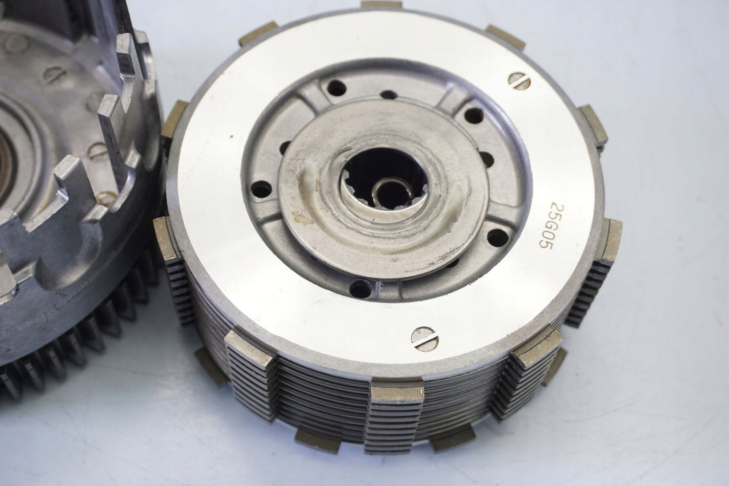 DUCATI STREETFIGHTER 848 09-15 Kupplung Kupplungskorb Clutch 10