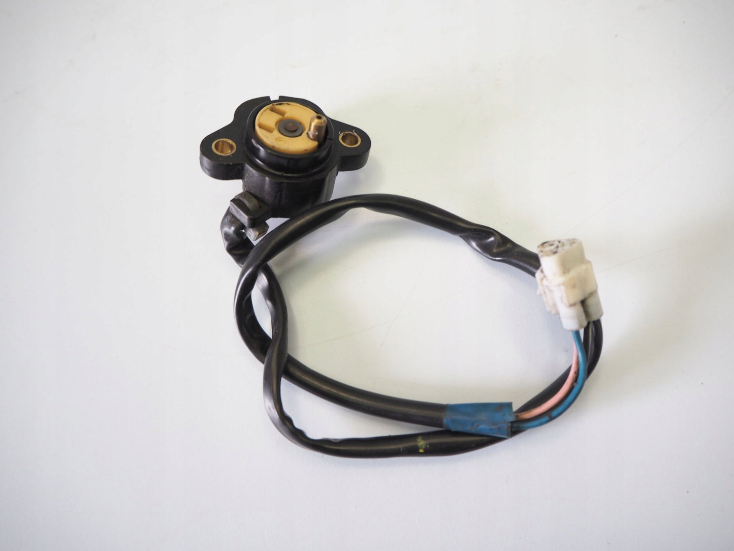 APRILIA TUONO V4 1000 11-16 Leerlaufschalter Gangsensor Neutral Switch 6