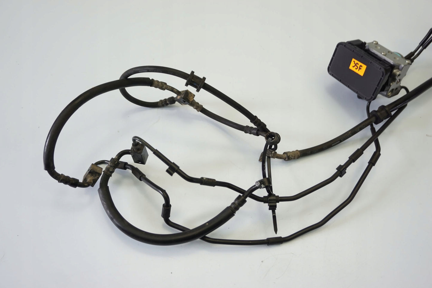 HONDA CBR 650 F 14-18 ABS Pumpe Druckmodulator 9