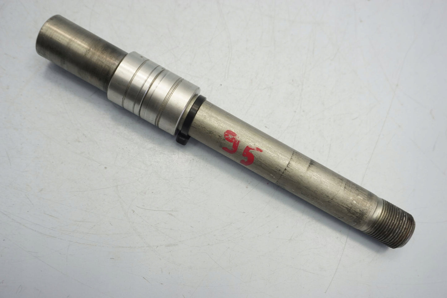 TRIUMPH SPRINT 1050 GT Vorderachse Achse vorne Radachse front axle 6