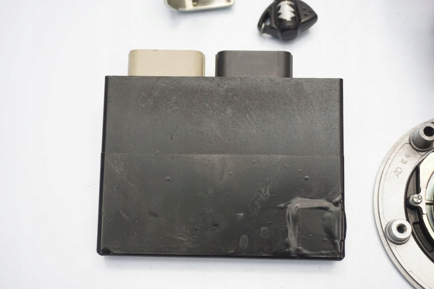 SUZUKI GSX-R 600 750 K8 K9 L0 Schlosssatz Zündschloss Lock Set 14