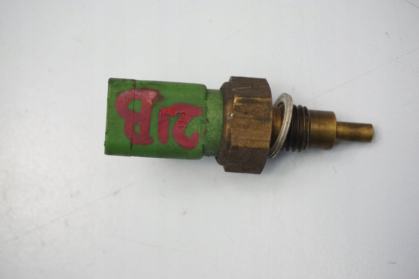 APRILIA DORSODURO 750 08-15 Temperatursensor Thermostat Temperature sensor 6