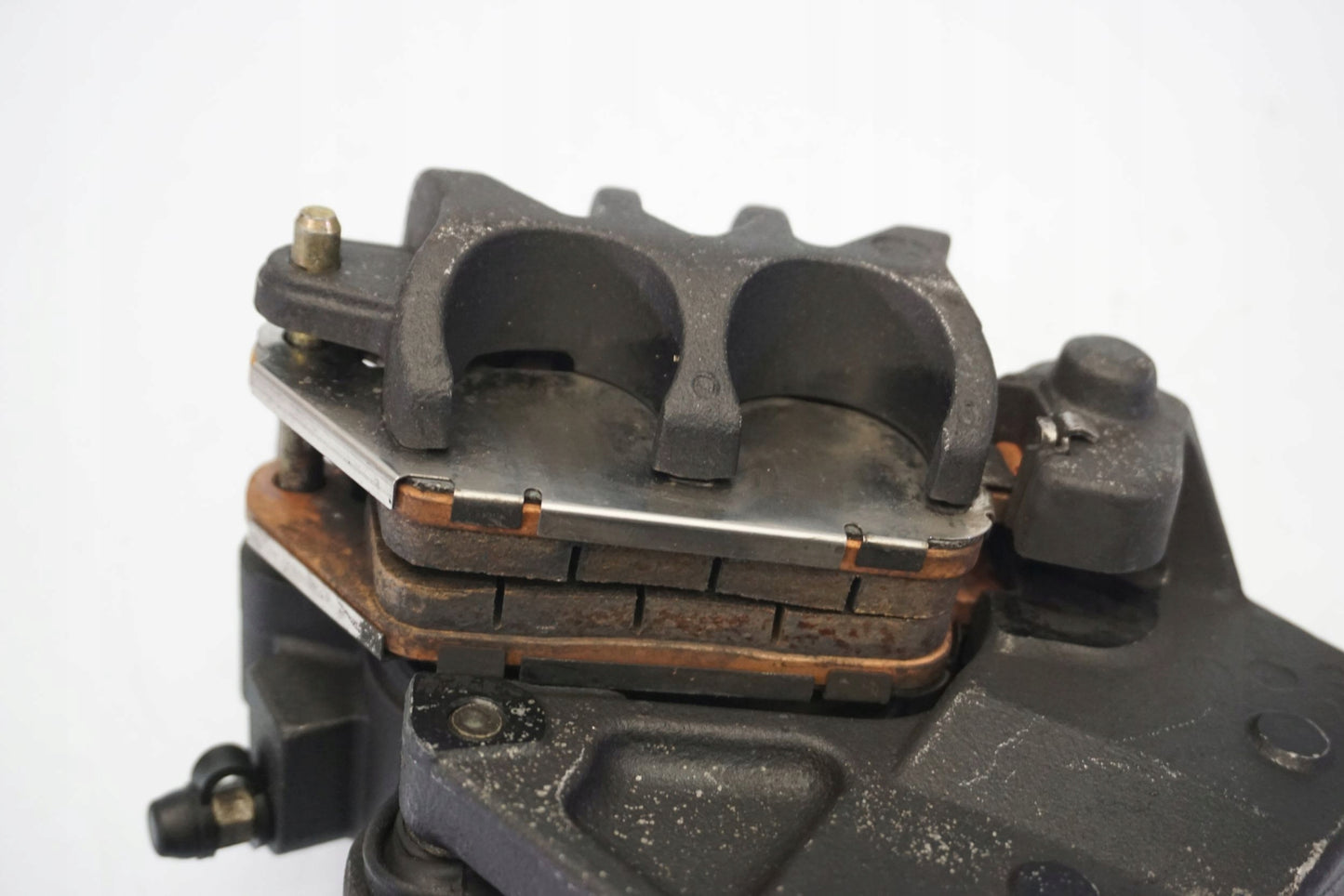 YAMAHA MT-01 1700 05-12 Bremse Bremssattel Bremszange hinten 7