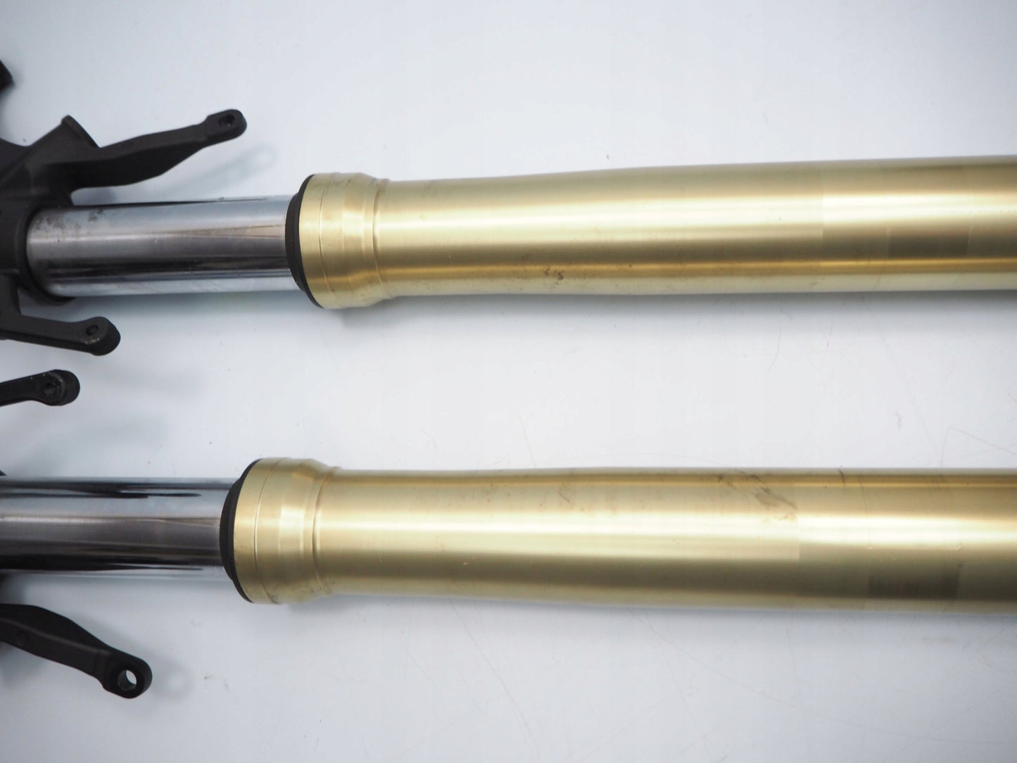 YAMAHA YZF-R1 RN12 04-06 Gabel Gabelholme Fork 6