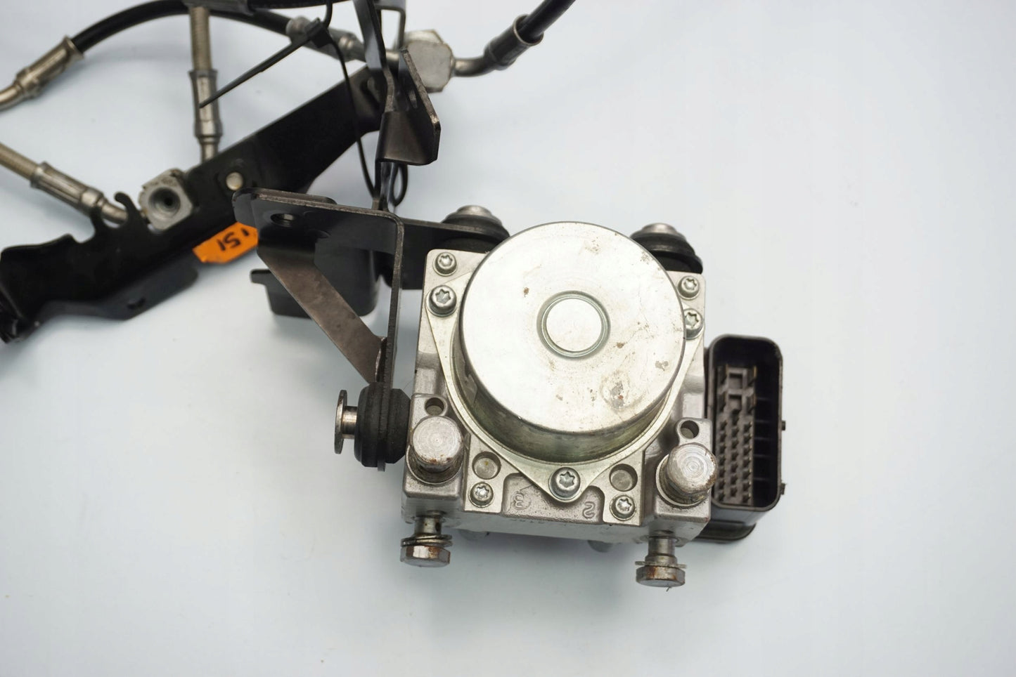 TRIUMPH SPEED TRIPLE 1050 11-16 ABS Pumpe Druckmodulator 8