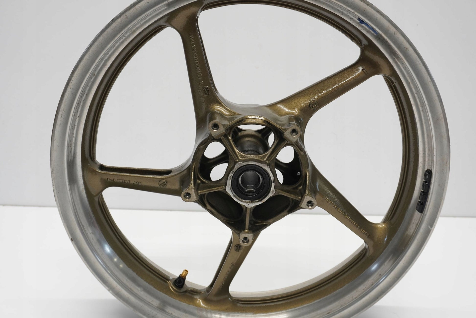 YAMAHA FZ1 1000 N FAZER RN16 06-15 Felge vorne Wheel Vorderrad 4