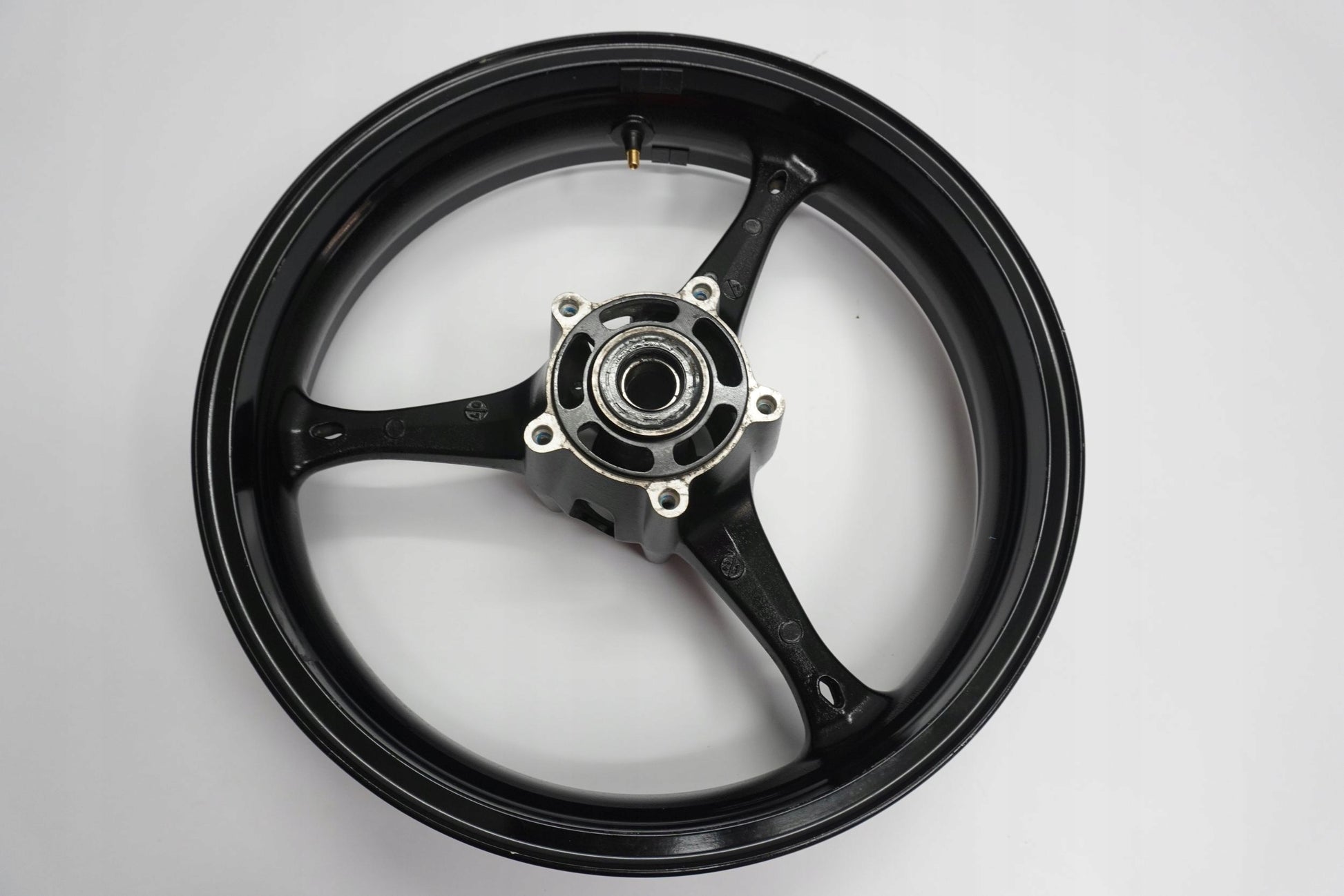 SUZUKI GSX-R 1000 K7-K8 Felge vorne Wheel Vorderrad 5