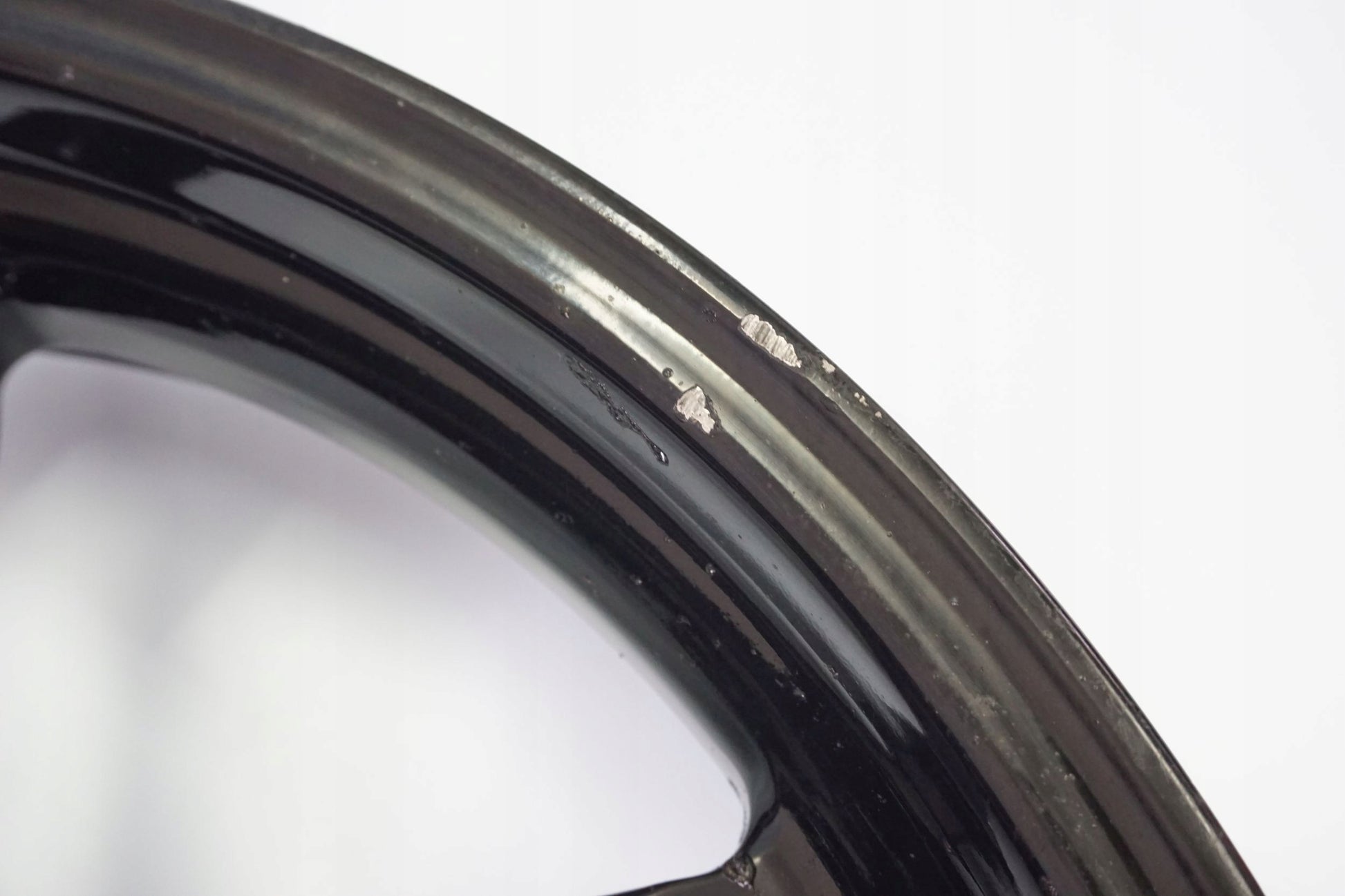 DUCATI SUPERSPORT 937 17- Felge vorne Wheel Vorderrad 13