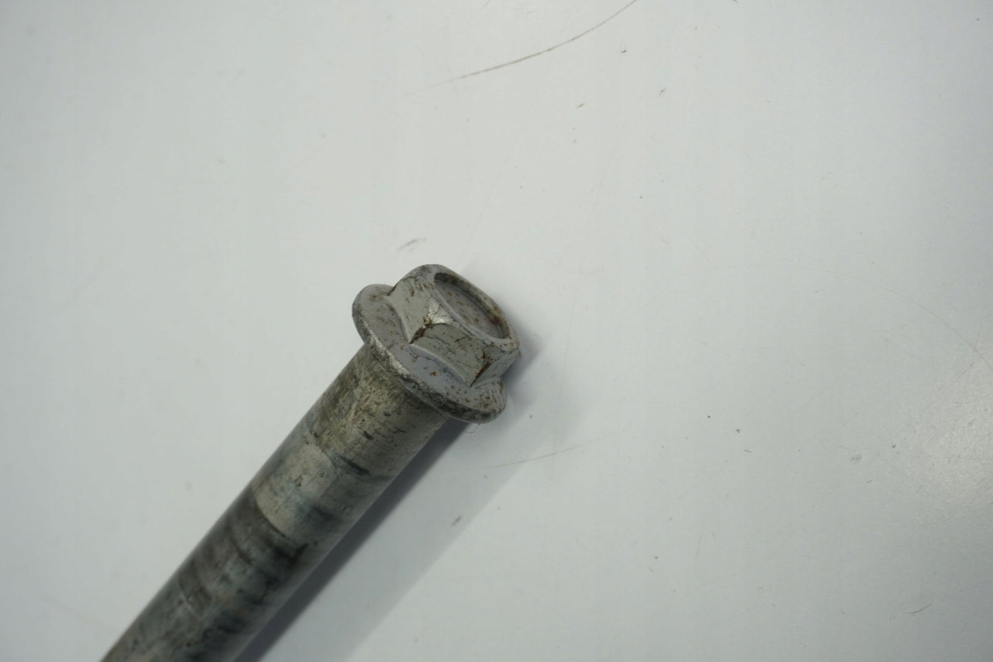 HONDA CB 600 F HORNET PC41 07-12 Hinterachse Achse hinten Radachse rear axle 6