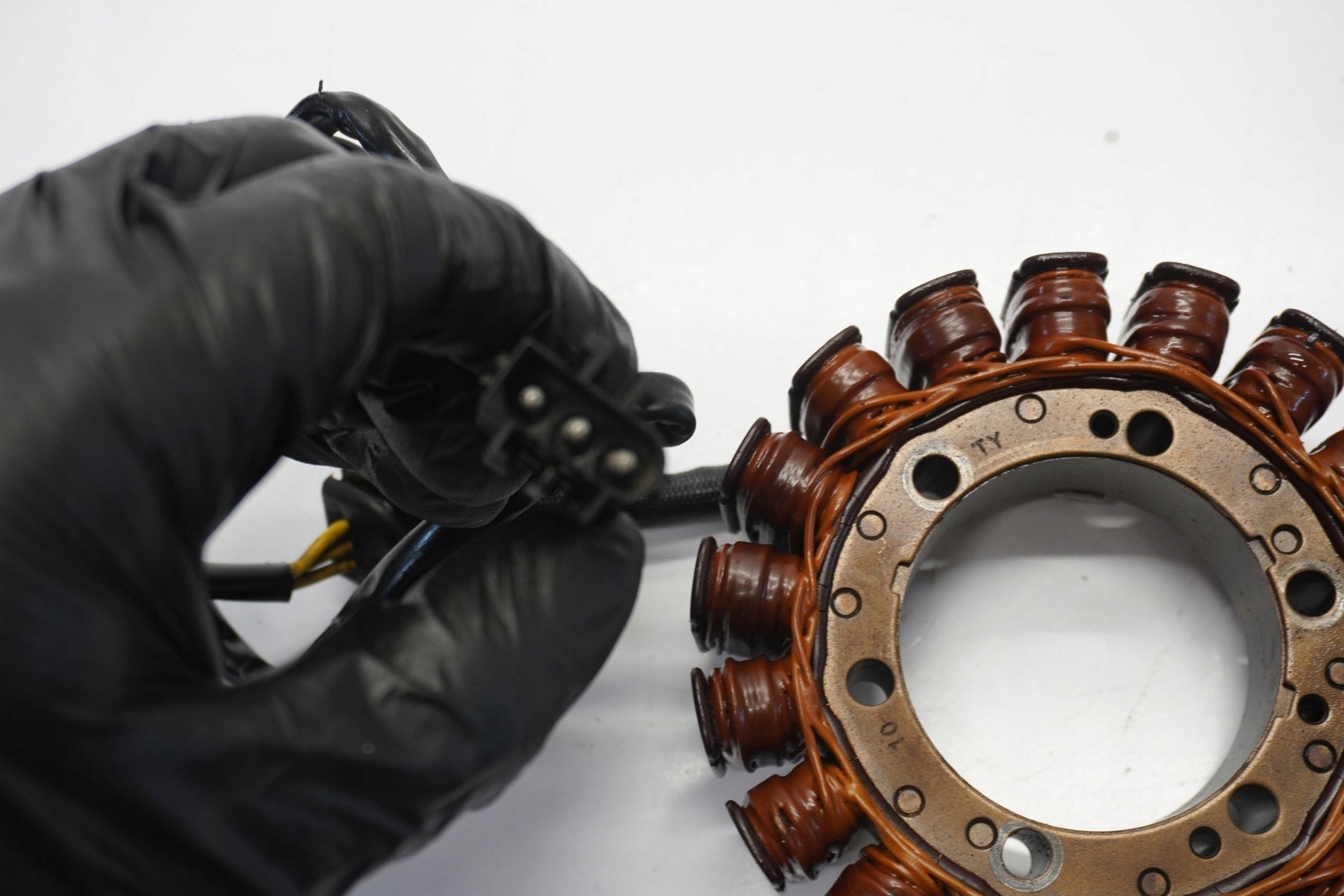 BMW F 700 GS 12-17 Lichtmaschine Stator Generator Lima Alternator 4