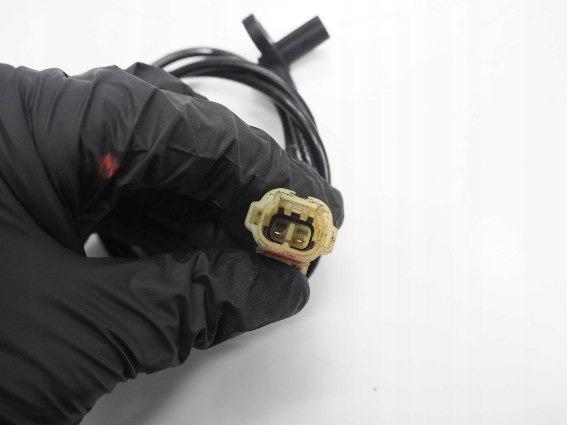 TRIUMPH SPEED TRIPLE 1050 RS 18-20 ABS Sensor vorne 3