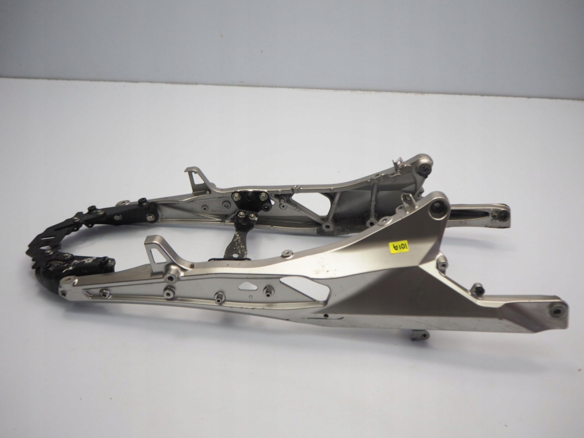 HONDA VFR 800 XF CROSSRUNNER 14-16 Heckrahmen Rahmen hinten rear frame 4