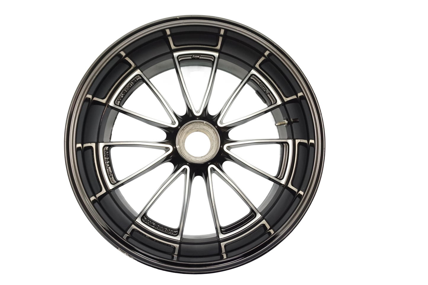 DUCATI DIAVEL 1200 Felge hinten Wheel Hinterrad 1