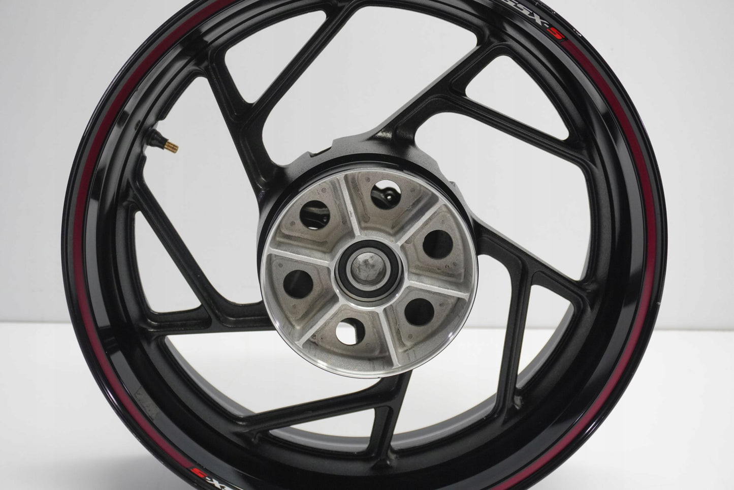 SUZUKI GSX-S 750 17-23 Felge hinten Wheel Hinterrad 4